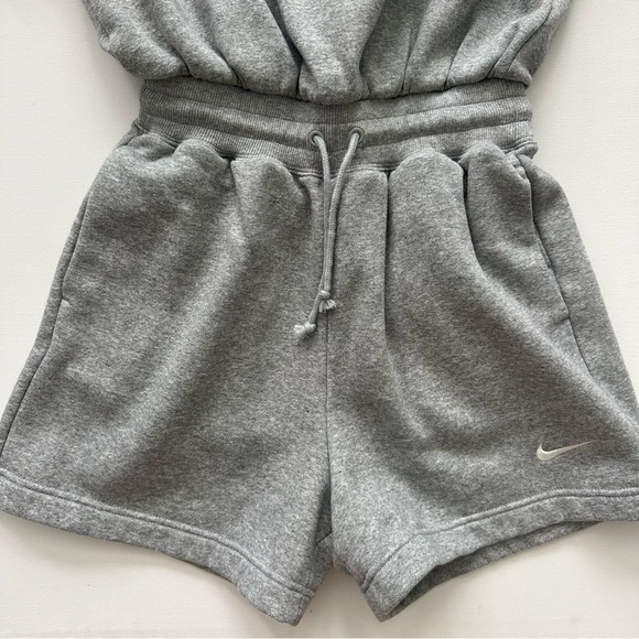 Nike Sportswear Women's Fleece Romper Size XS - Picture 4 of 15